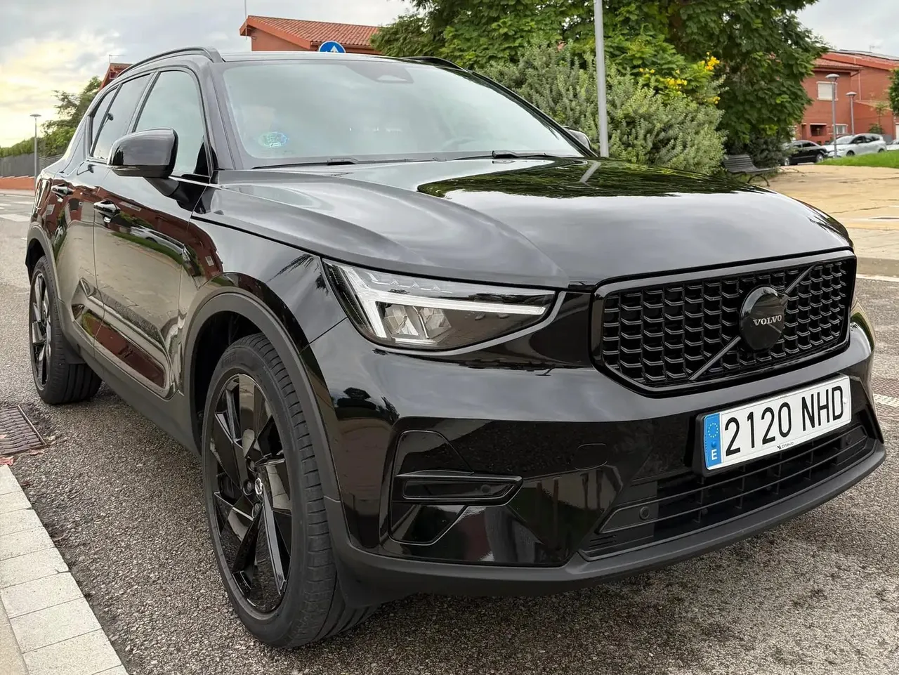 Volvo XC40 2025 en Montcada i Reixac – foto 2