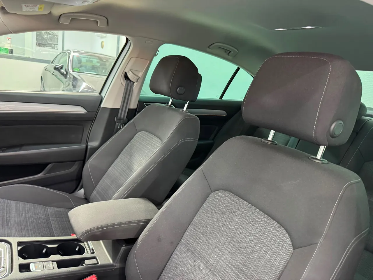 Volkswagen Passat 1.6 TDI Executive DSG7 120 CV 2020 en Arganda del Rey – foto 13