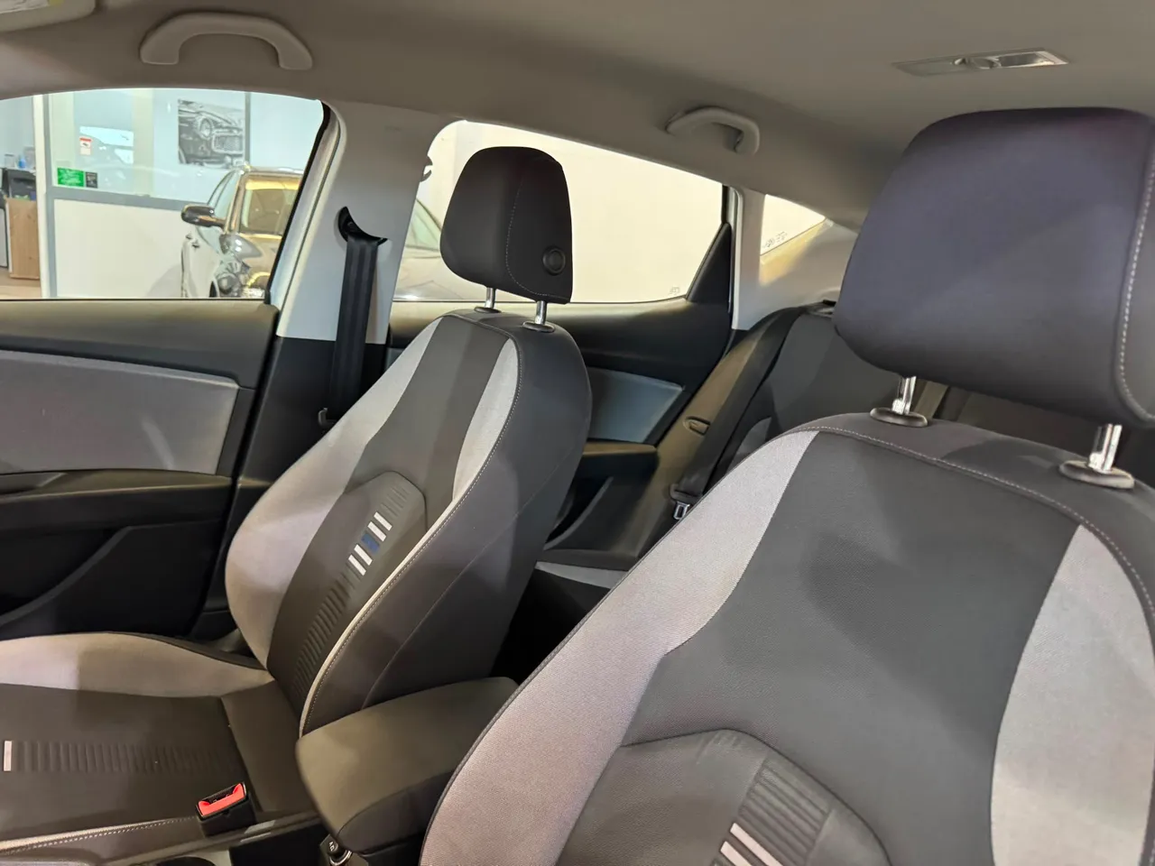 Seat Leon 1.2 TSI S&S Style Go 110 CV 2018 en Arganda del Rey – foto 21