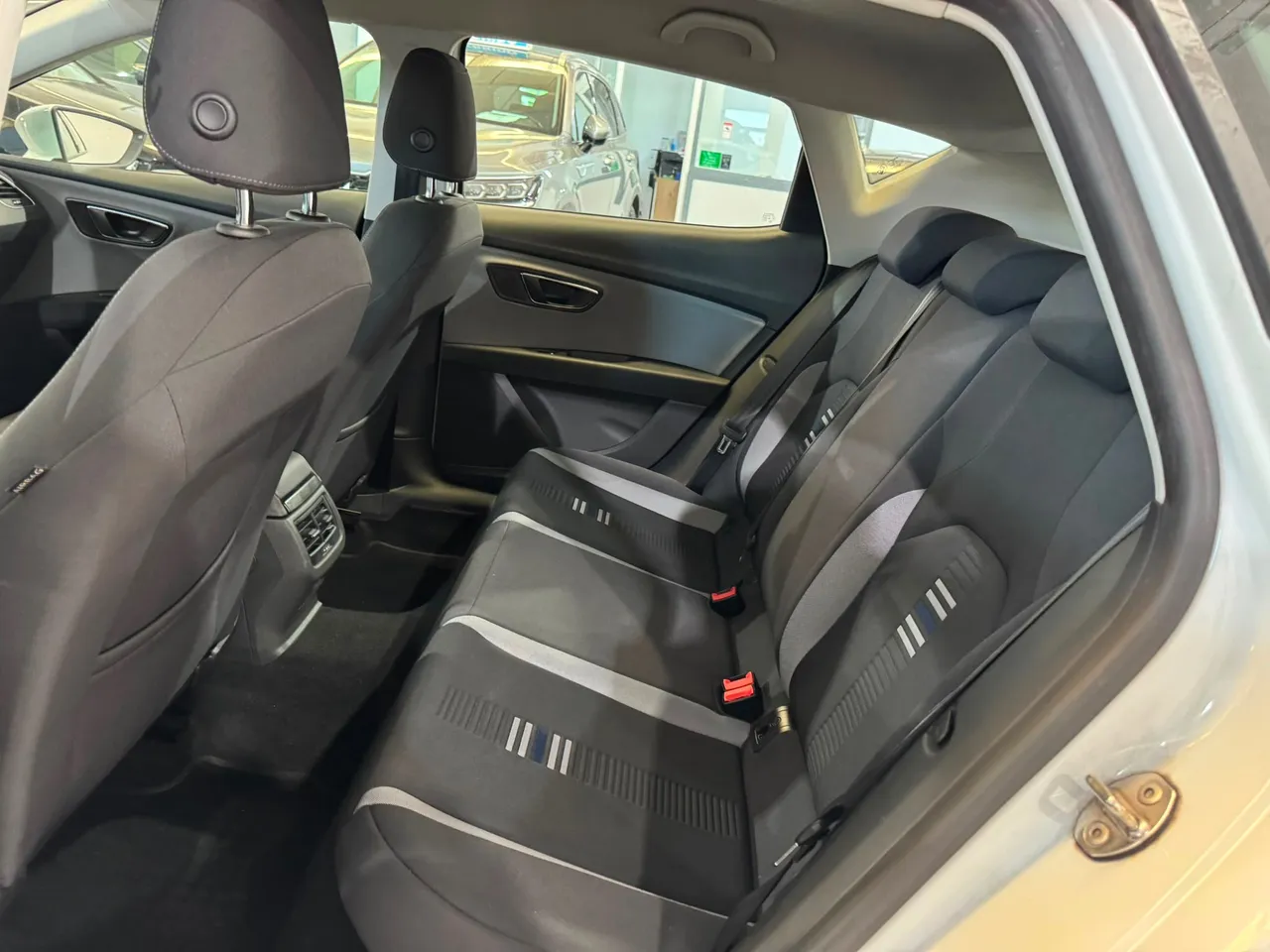 Seat Leon 1.2 TSI S&S Style Go 110 CV 2018 en Arganda del Rey – foto 16