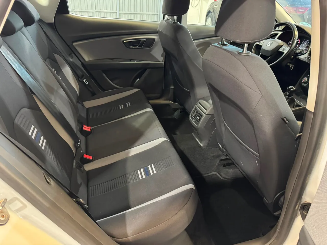 Seat Leon 1.2 TSI S&S Style Go 110 CV 2018 en Arganda del Rey – foto 15
