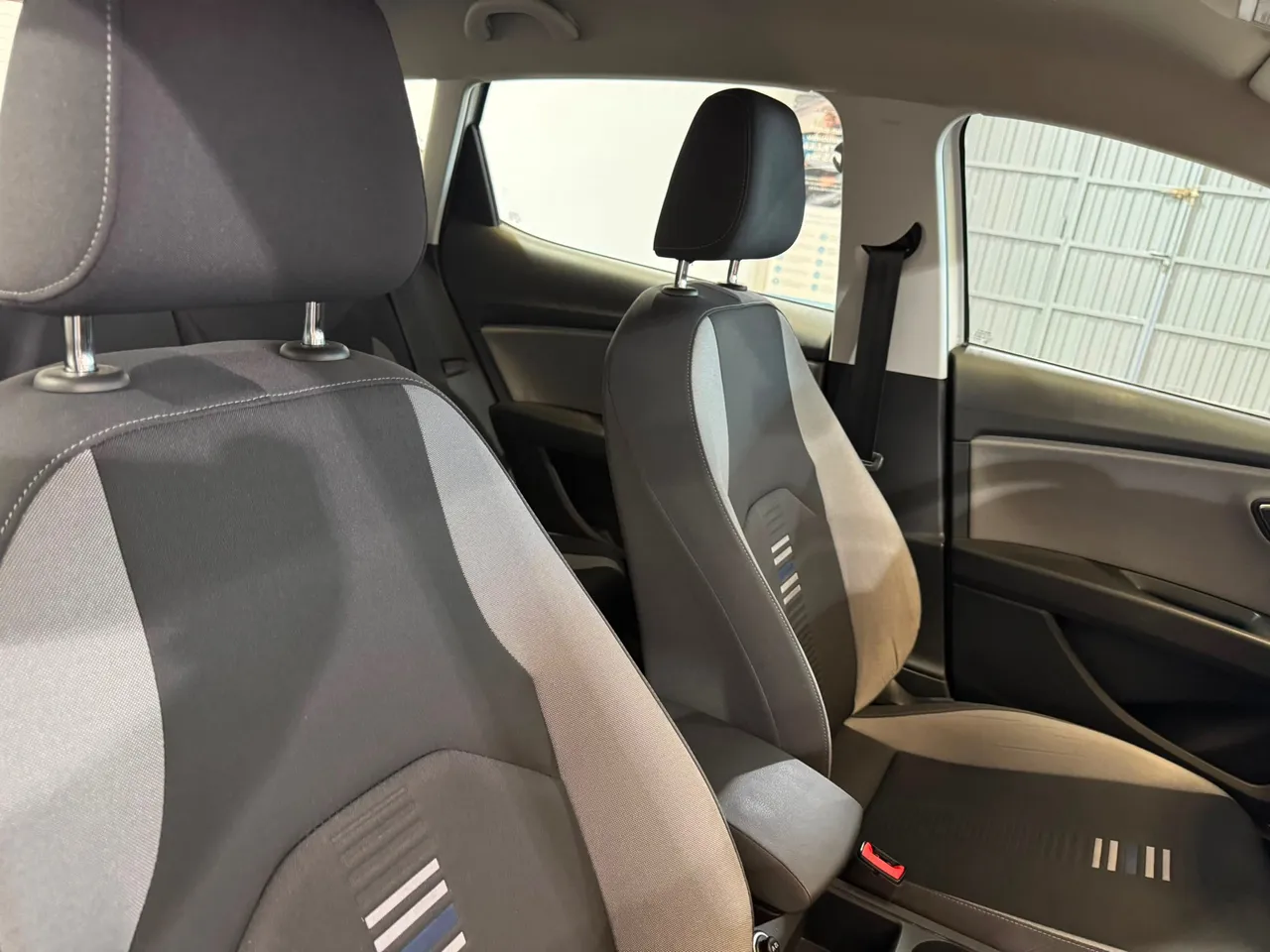 Seat Leon 1.2 TSI S&S Style Go 110 CV 2018 en Arganda del Rey – foto 11