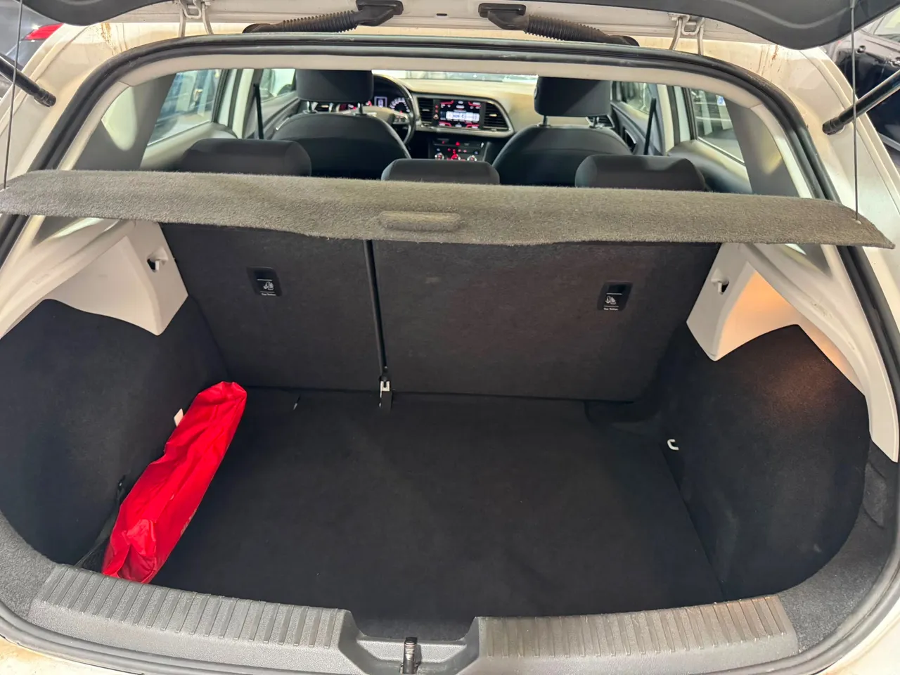 Seat Leon 1.2 TSI S&S Style Go 110 CV 2018 en Arganda del Rey – foto 9