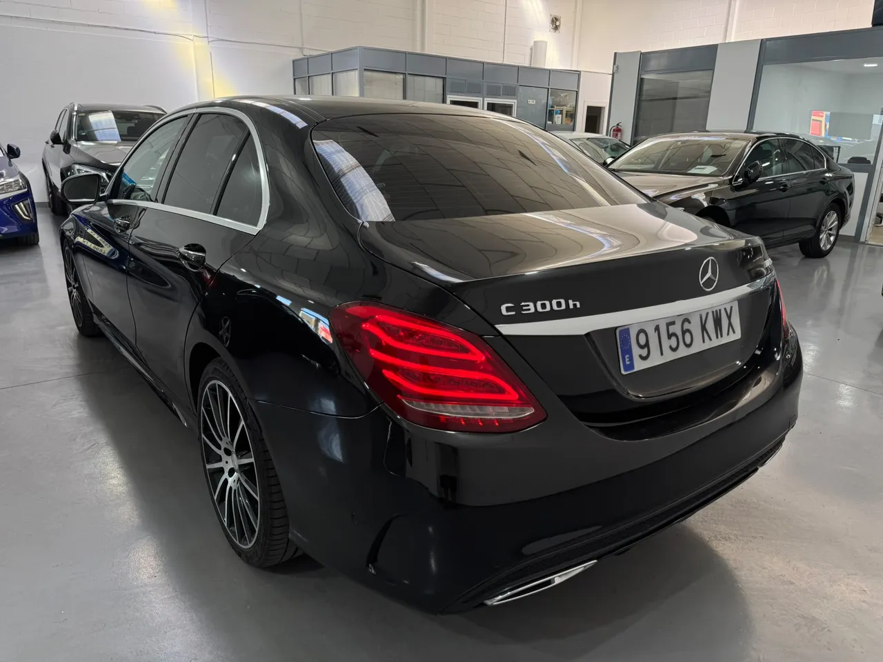 Mercedes-Benz Clase C C 300h BlueTEC AMG 231 CV 2016 en Arganda del Rey – foto 4