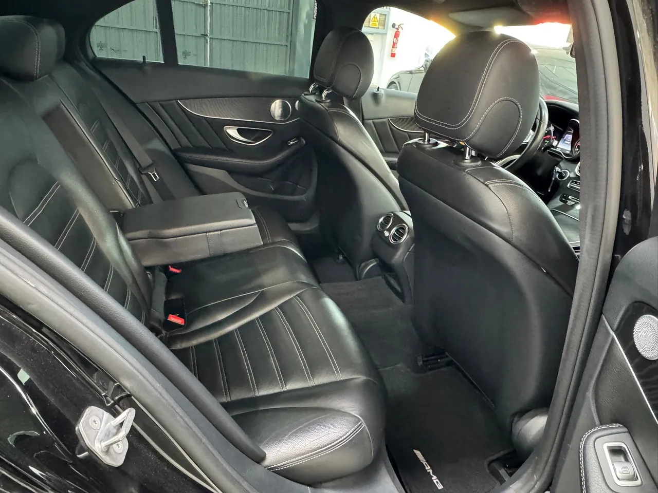 Mercedes-Benz Clase C C 300h BlueTEC AMG 231 CV 2016 en Arganda del Rey – foto 9