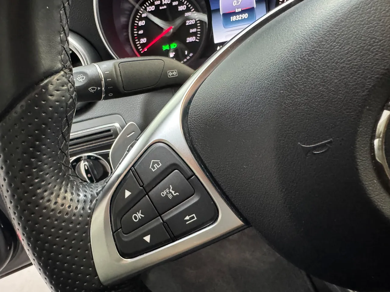 Mercedes-Benz Clase C C 300h BlueTEC AMG 231 CV 2016 en Arganda del Rey – foto 24