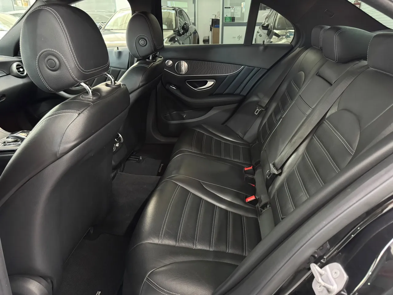 Mercedes-Benz Clase C C 300h BlueTEC AMG 231 CV 2016 en Arganda del Rey – foto 17