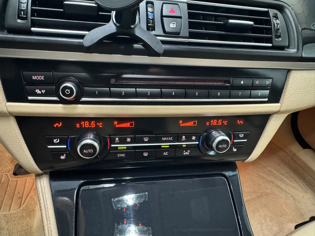 BMW Serie 5 520dA F10 190 CV 2016 en Arganda del Rey – foto 19