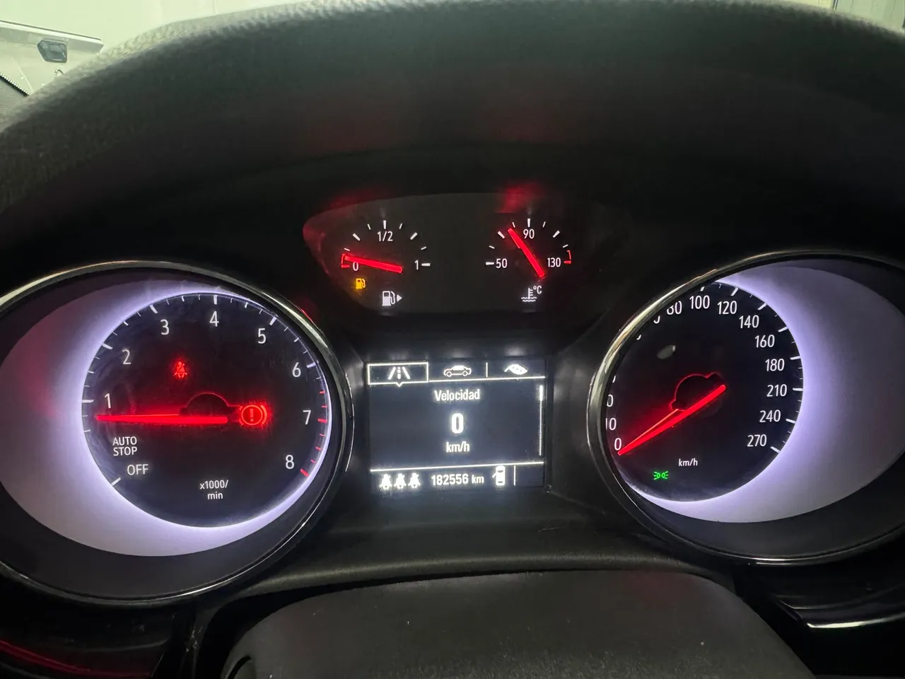 Opel Astra ST 1.4T S/S Dynamic 150 CV 2017 en Arganda del Rey – foto 26