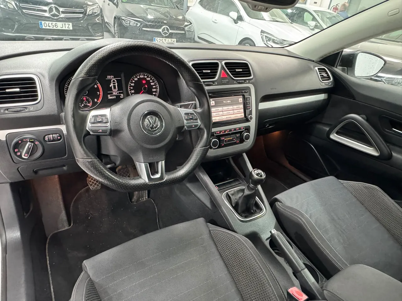 Volkswagen Scirocco 1.4 TSI 122 CV 2010 en Arganda del Rey – foto 10
