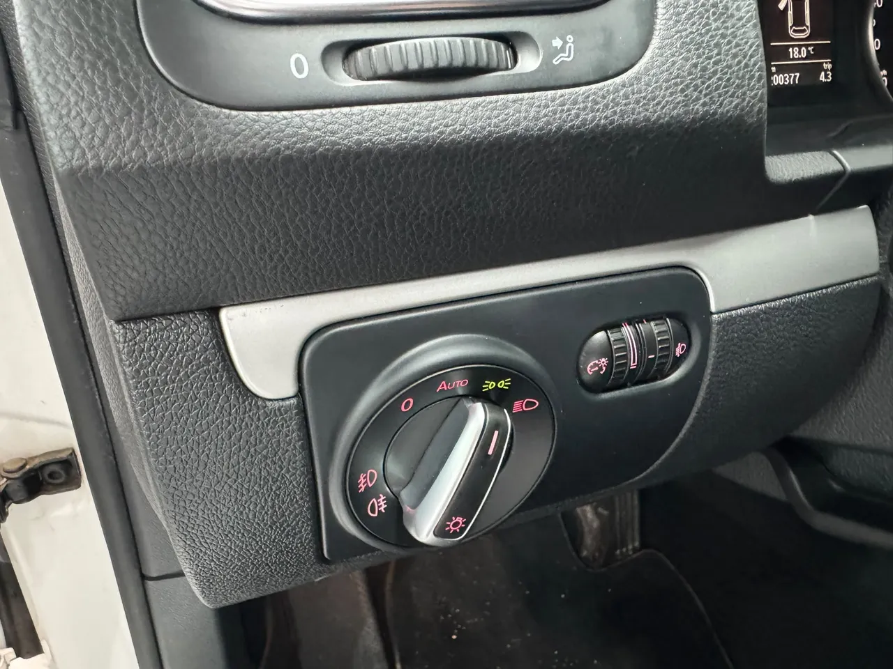 Volkswagen Scirocco 1.4 TSI 122 CV 2010 en Arganda del Rey – foto 4