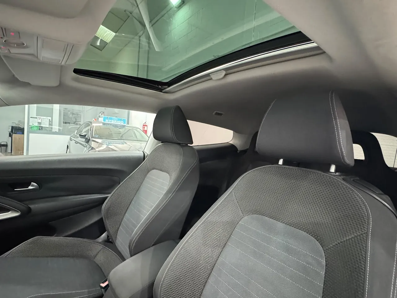 Volkswagen Scirocco 1.4 TSI 122 CV 2010 en Arganda del Rey – foto 3