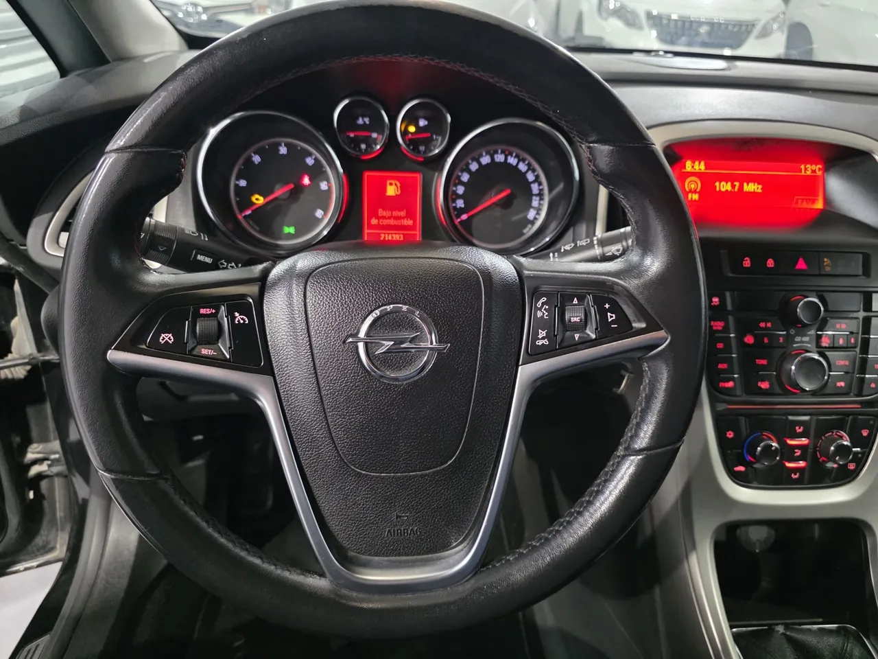 Opel Astra 1.7 CDTI Enjoy 110 CV 2010 en Arganda del Rey – foto 19