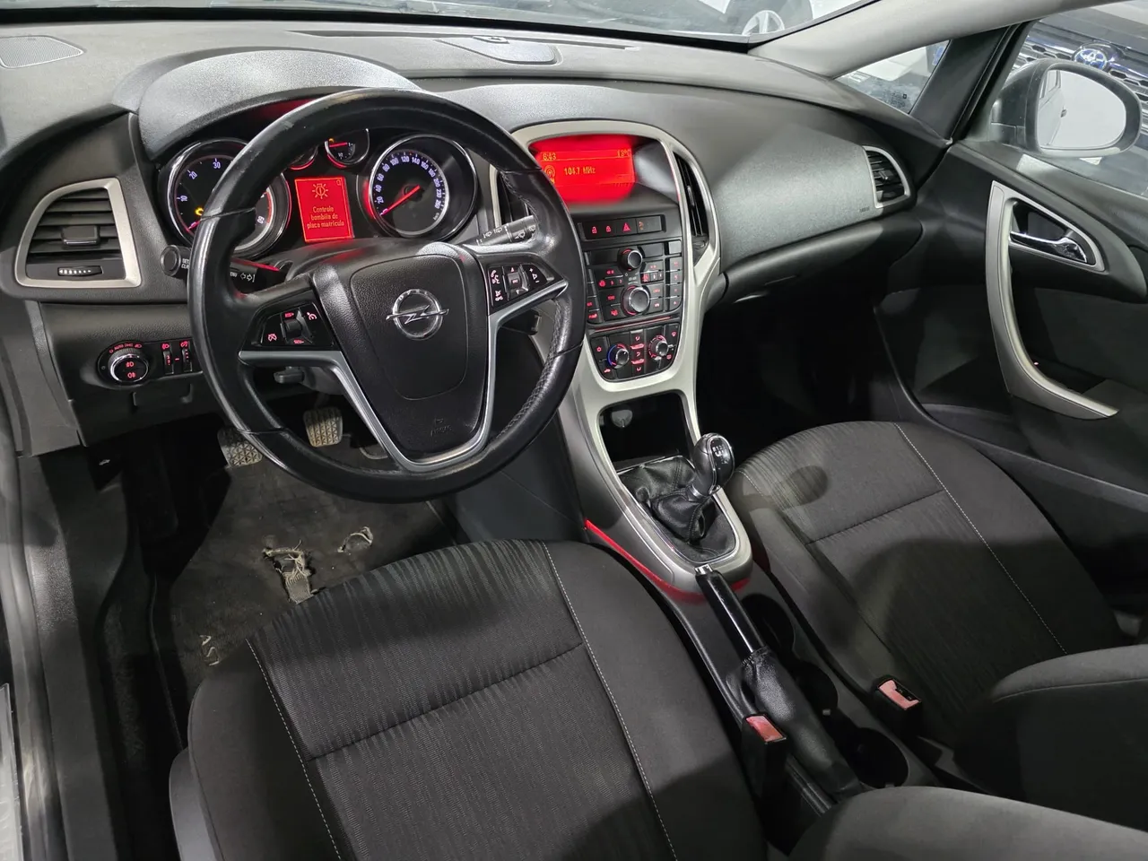 Opel Astra 1.7 CDTI Enjoy 110 CV 2010 en Arganda del Rey – foto 6