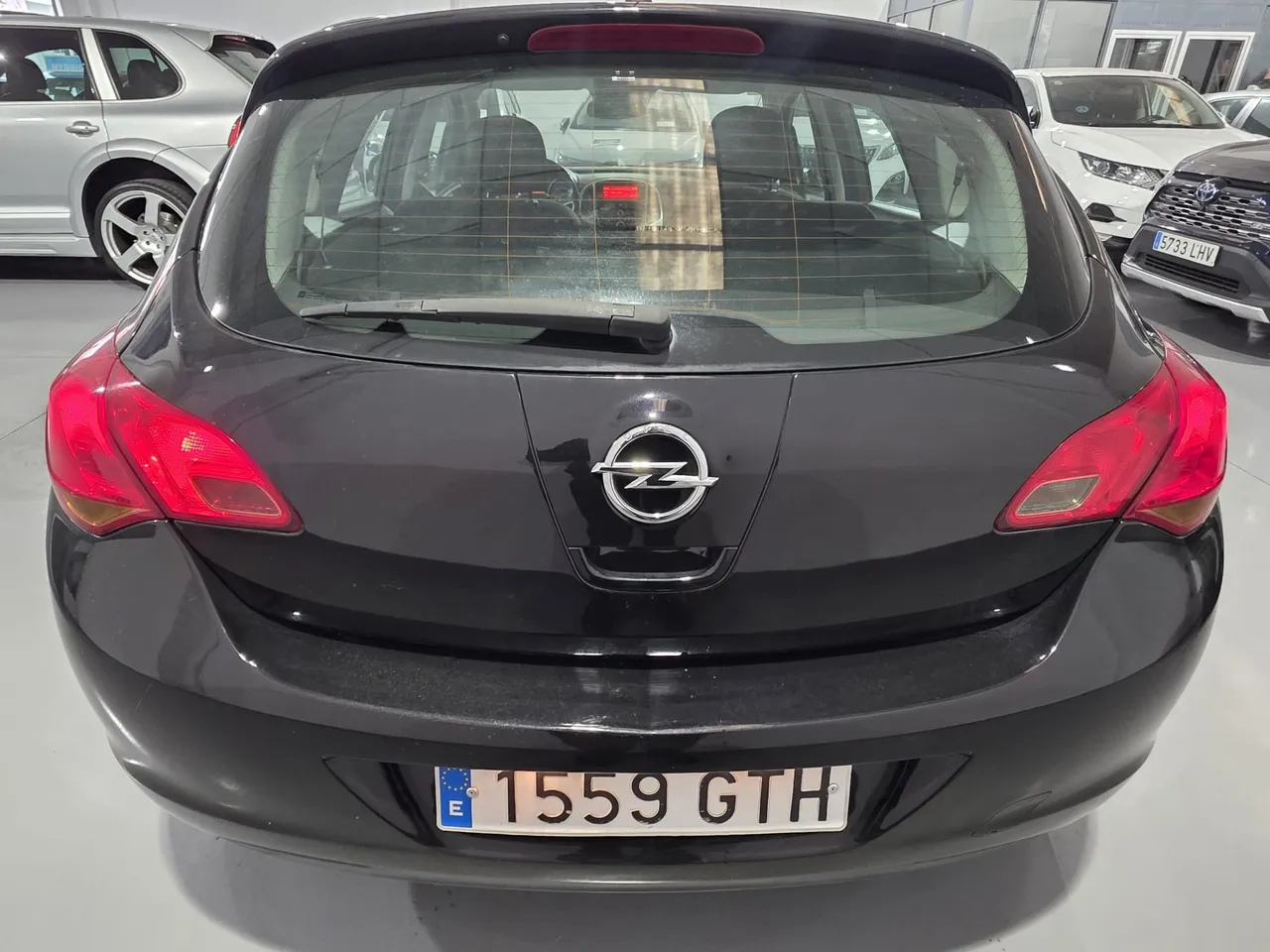 Opel Astra 1.7 CDTI Enjoy 110 CV 2010 en Arganda del Rey – foto 7