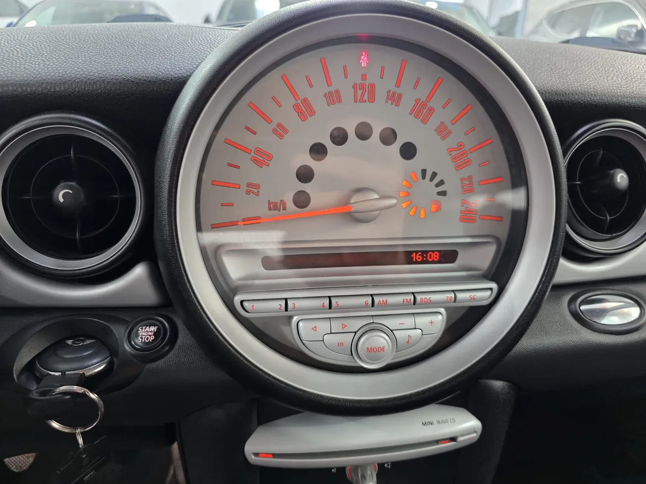 Mini Cooper D 109 CV 2007 en Arganda del Rey – foto 14