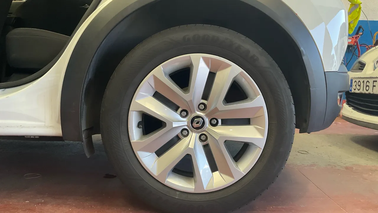 Renault Captur TCe Intens GLP 101 CV 2022 en Arganda del Rey – foto 9