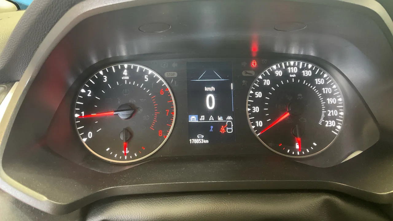 Renault Captur TCe Intens GLP 101 CV 2022 en Arganda del Rey – foto 12