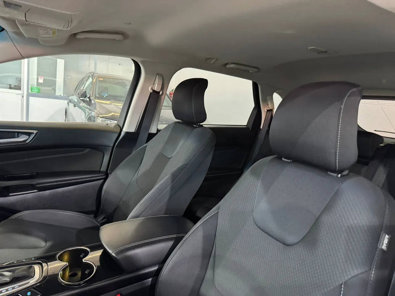 Ford Edge 2.0 TDCi Titanium 4x4 210 CV 2017 en Arganda del Rey – foto 17