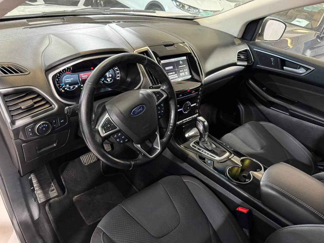 Ford Edge 2.0 TDCi Titanium 4x4 210 CV 2017 en Arganda del Rey – foto 8