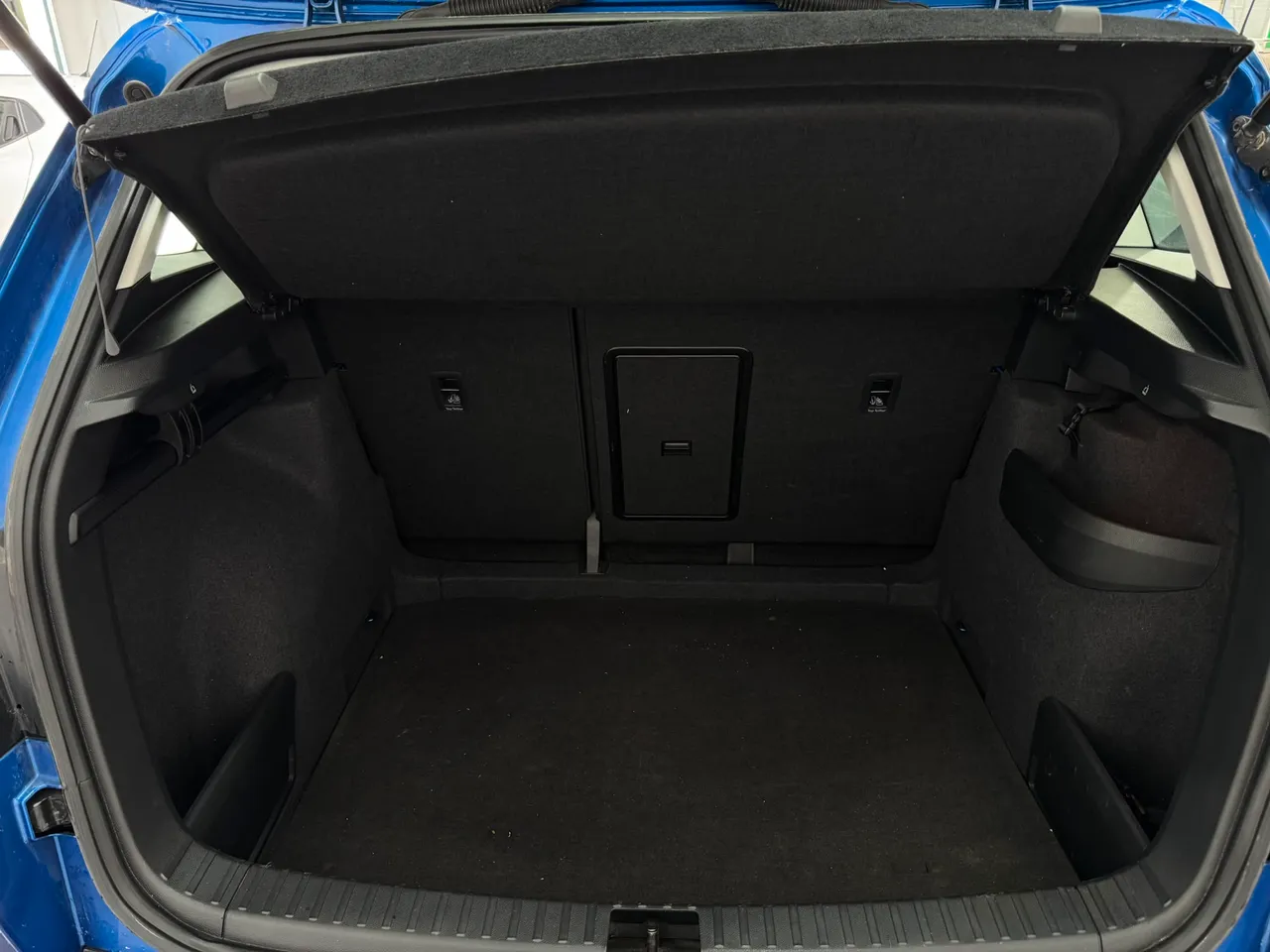 Skoda Karoq 2.0 TDI AdBlue Ambition DSG 116 CV 2021 en Arganda del Rey – foto 15
