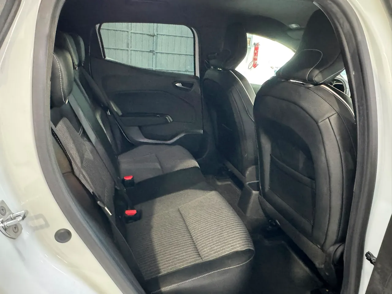 Renault Clio 1.0 TCe Intens 101 CV 2020 en Arganda del Rey – foto 9
