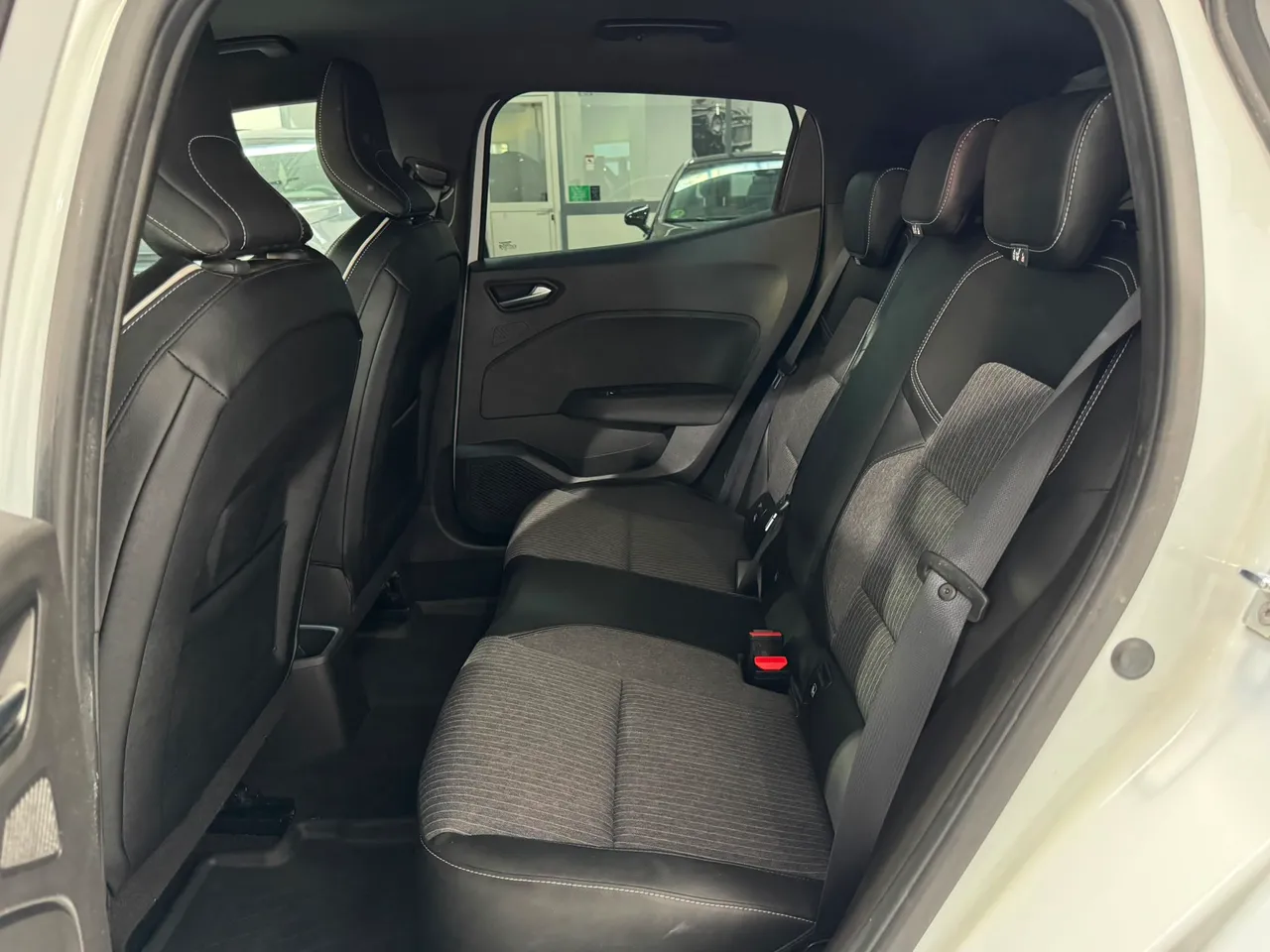 Renault Clio 1.0 TCe Intens 101 CV 2020 en Arganda del Rey – foto 18