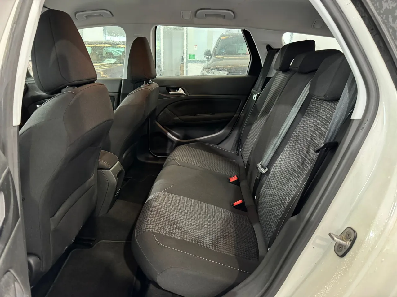 Peugeot 308 SW 1.5 BlueHDi Business Line 130 2018 en Arganda del Rey – foto 8
