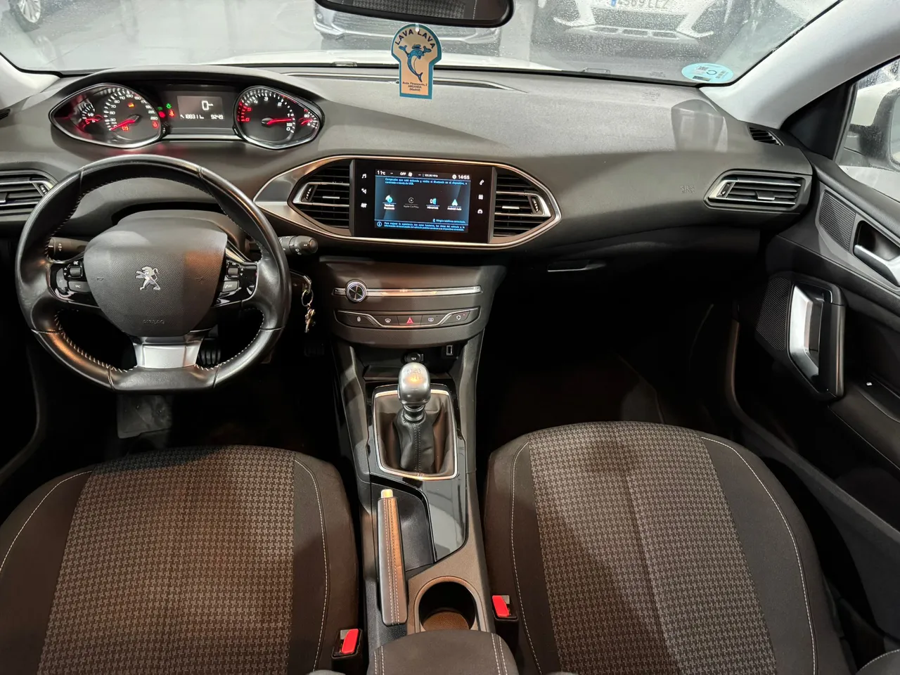 Peugeot 308 SW 1.5 BlueHDi Business Line 130 2018 en Arganda del Rey – foto 2
