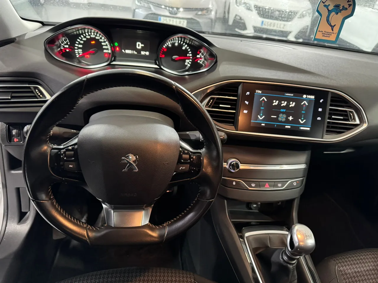 Peugeot 308 SW 1.5 BlueHDi Business Line 130 2018 en Arganda del Rey – foto 23