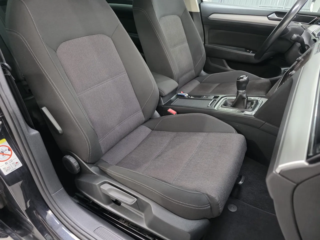 Volkswagen Passat 2.0TDI 150CV Advance 150 CV 2019 en Arganda del Rey – foto 9