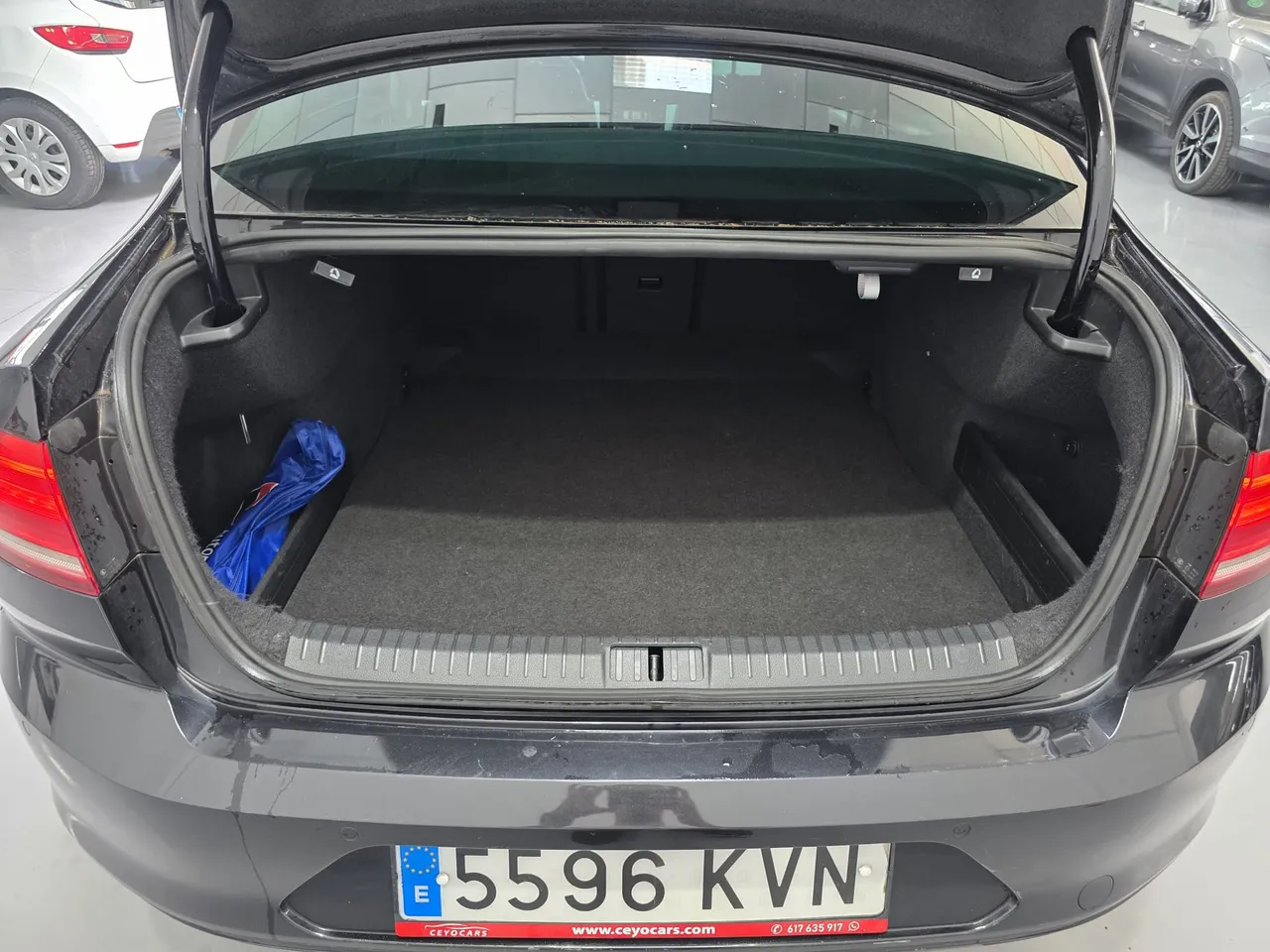 Volkswagen Passat 2.0TDI 150CV Advance 150 CV 2019 en Arganda del Rey – foto 7