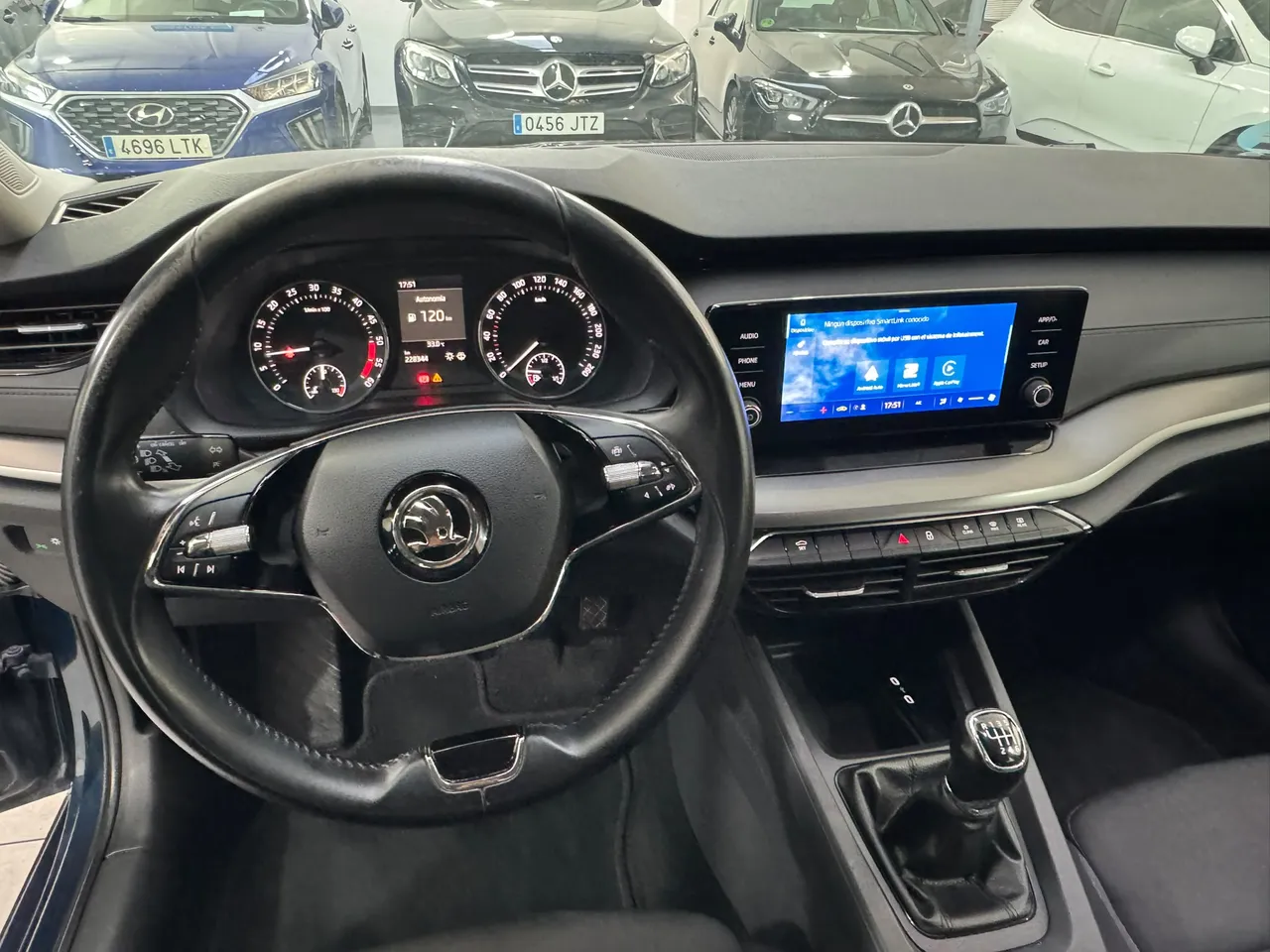 Skoda Octavia COMBI 2.0TDI ACTIVE 85KW 116CV 2022 en Arganda del Rey – foto 22