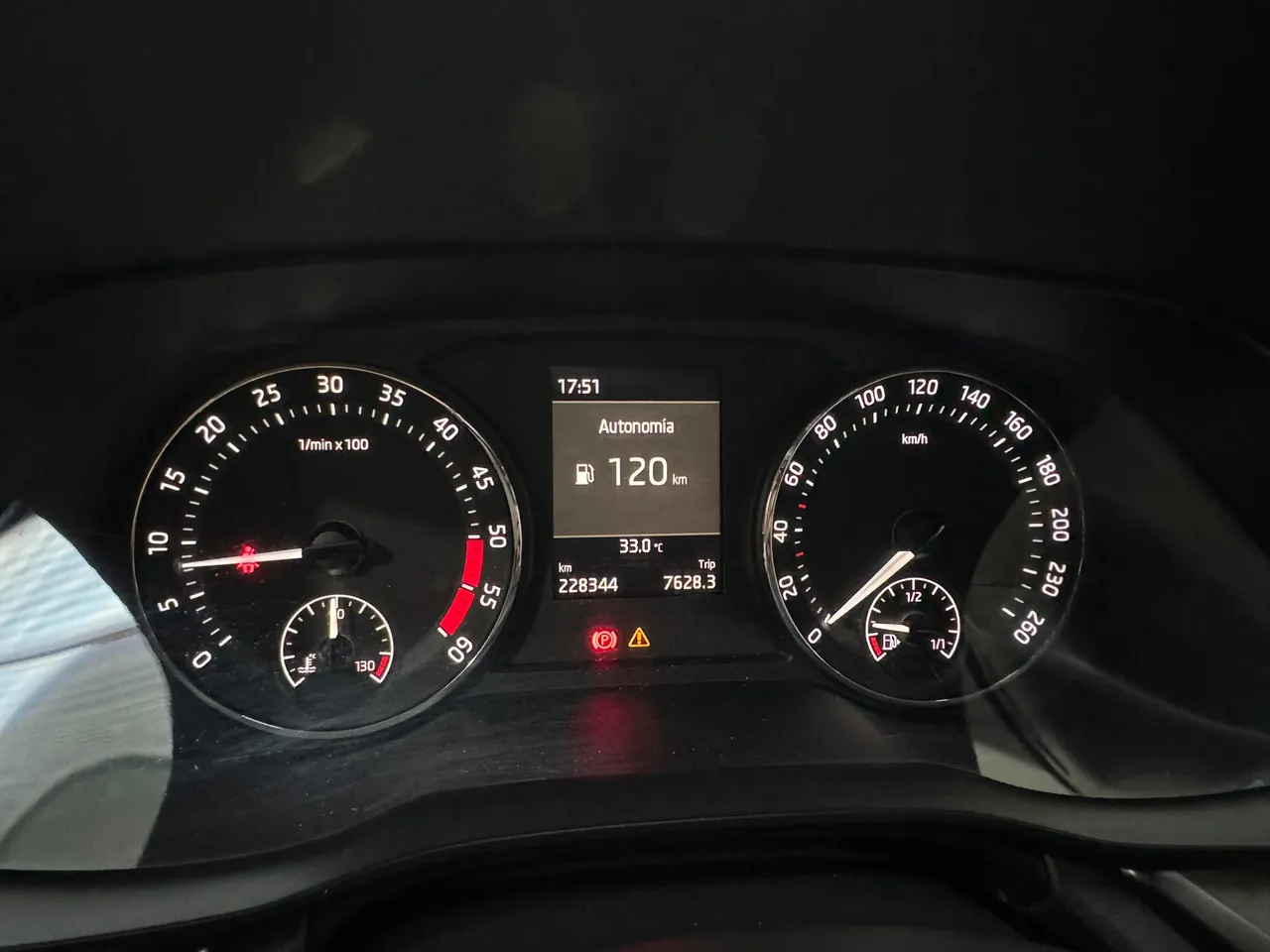 Skoda Octavia COMBI 2.0TDI ACTIVE 85KW 116CV 2022 en Arganda del Rey – foto 23