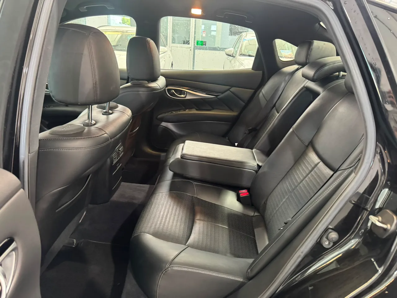 Infiniti Q70 2.2D GT SPORT AUT. 2019 en Arganda del Rey – foto 17