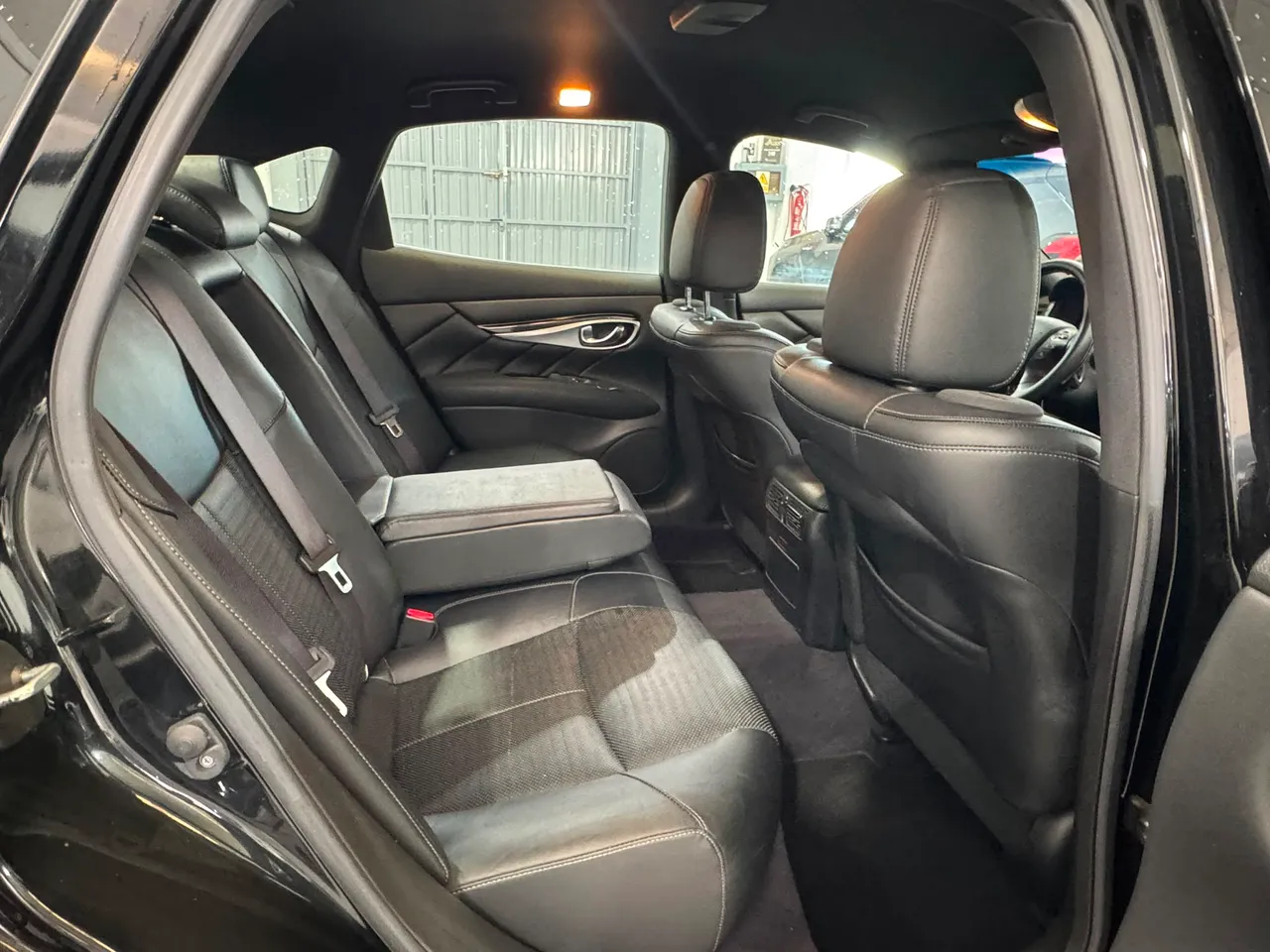 Infiniti Q70 2.2D GT SPORT AUT. 2019 en Arganda del Rey – foto 15