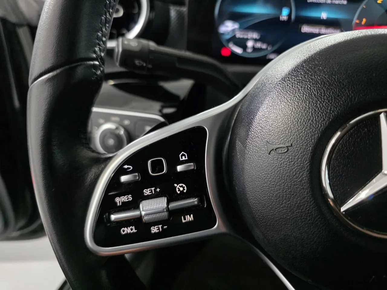 Mercedes-Benz CLA 220 D DCT Advantage 190 CV 2021 en Arganda del Rey – foto 25