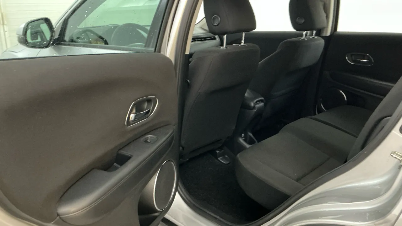 Honda HR-V 1.5 I-VTEC ELEGANCE CVT 2016 en Arganda del Rey – foto 6