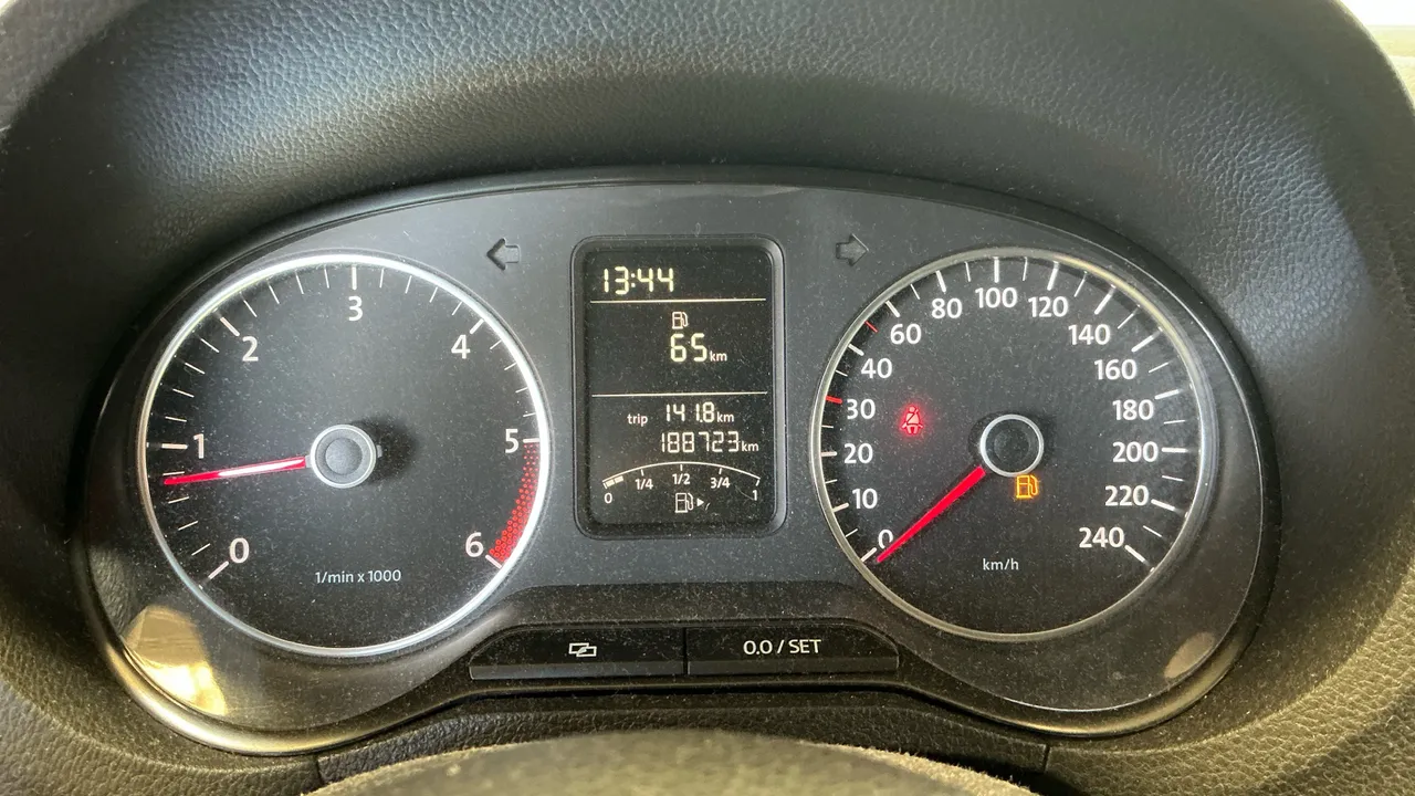 Volkswagen Polo 1.6TDI SPORT 90cv 2012 en Arganda del Rey – foto 9
