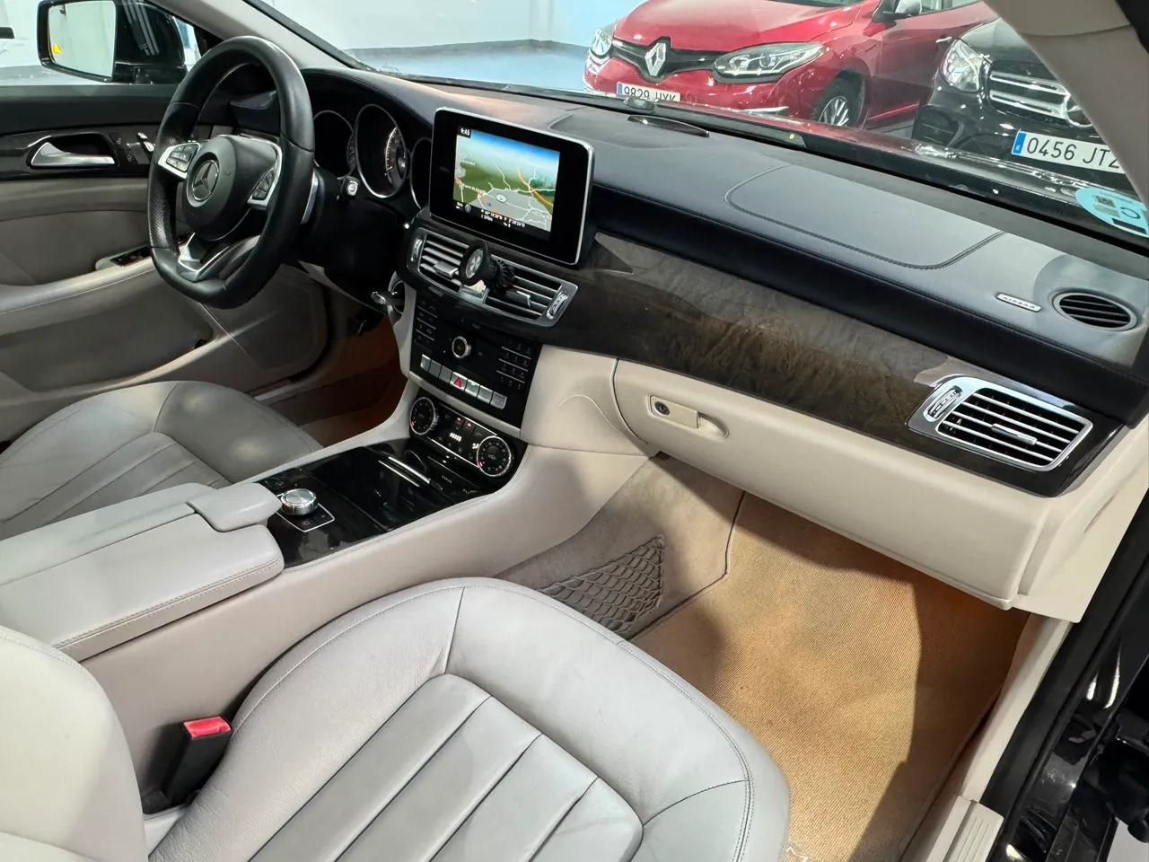 Mercedes-Benz CLS 250 Bluetec 4Matic AMG 201 CV 2015 en Arganda del Rey – foto 23