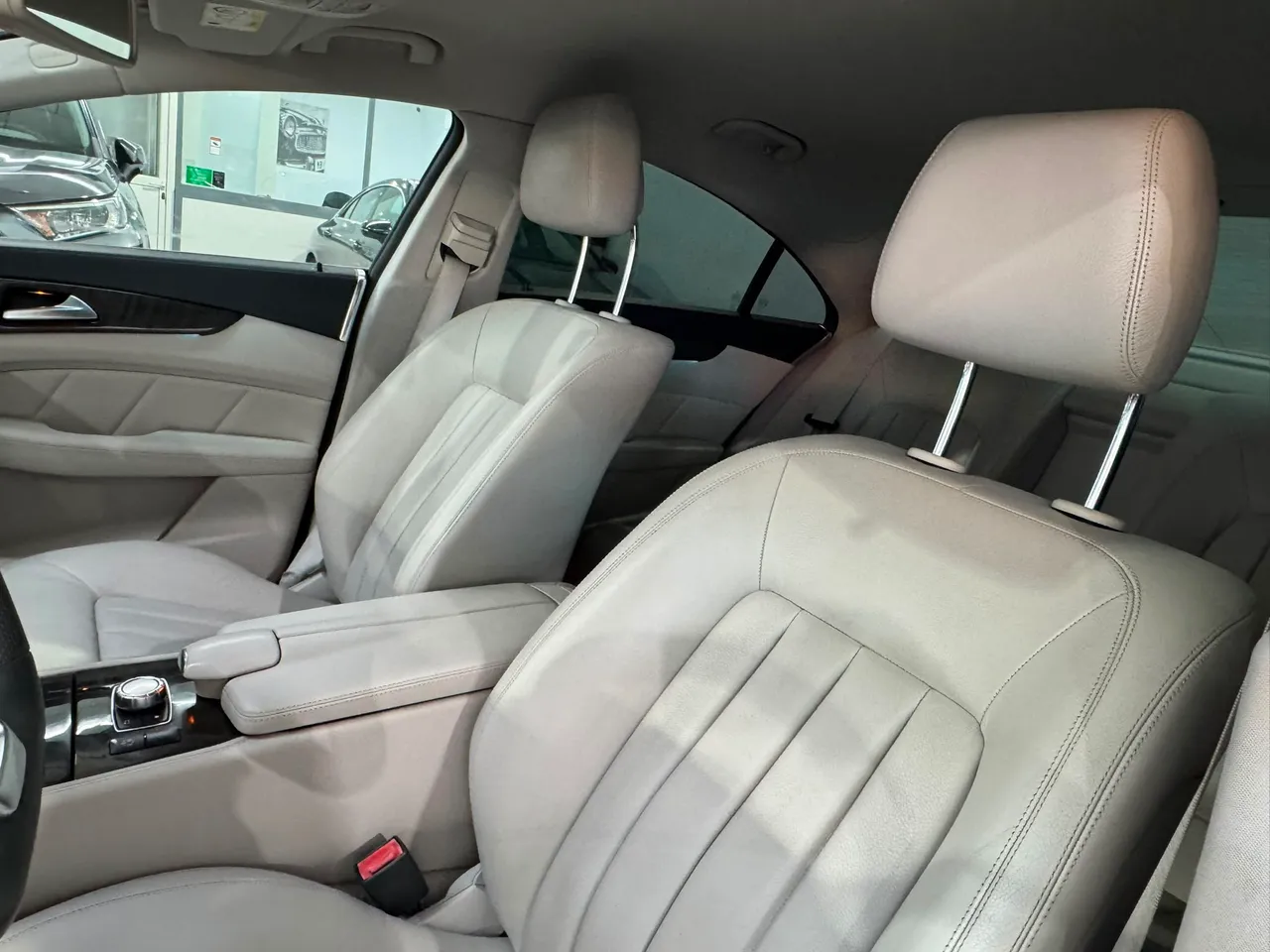 Mercedes-Benz CLS 250 Bluetec 4Matic AMG 201 CV 2015 en Arganda del Rey – foto 20