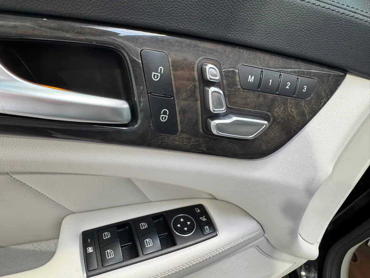 Mercedes-Benz CLS 250 Bluetec 4Matic AMG 201 CV 2015 en Arganda del Rey – foto 15