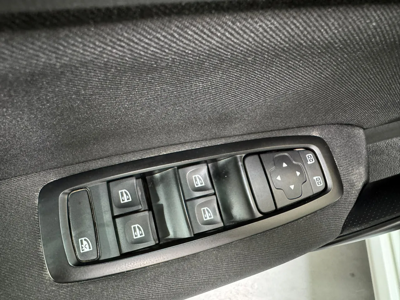 Renault Megane 1.5DCI BUSSINESS 95CV 2020 en Arganda del Rey – foto 21