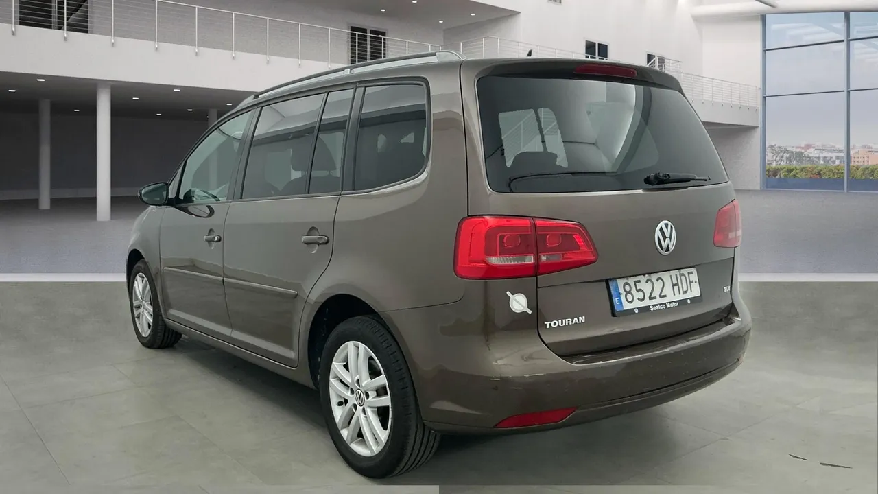 Volkswagen Touran 1.6TDI ADVANCE 105 CV 2011 en Arganda del Rey – foto 3