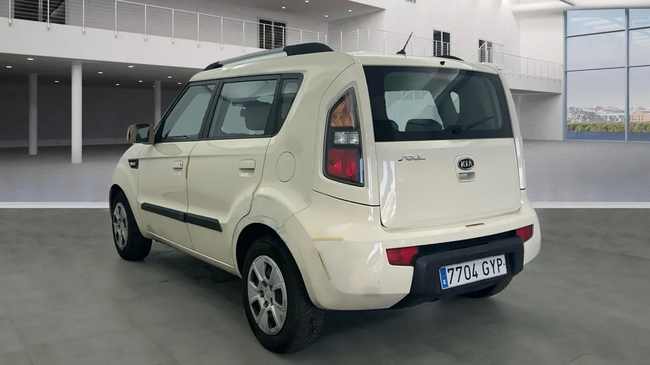 Kia Soul 1.6 DIVA 124 CV 2010 en Arganda del Rey – foto 3