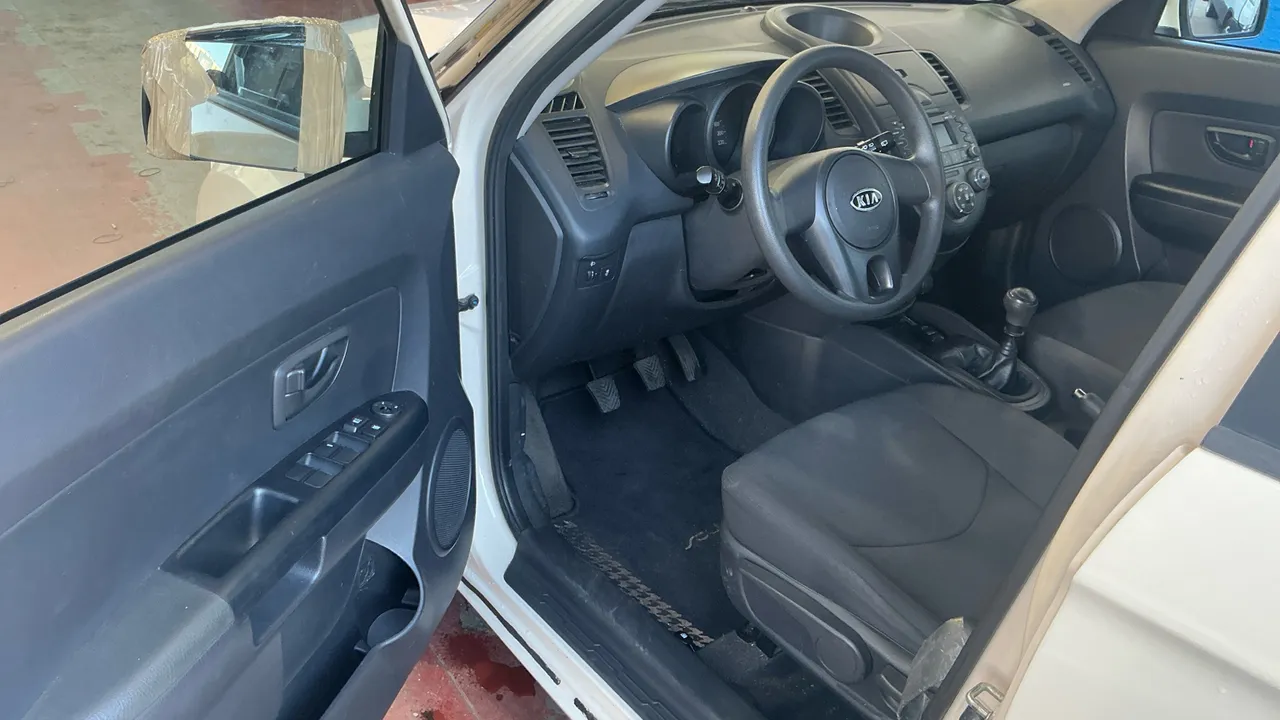Kia Soul 1.6 DIVA 124 CV 2010 en Arganda del Rey – foto 7