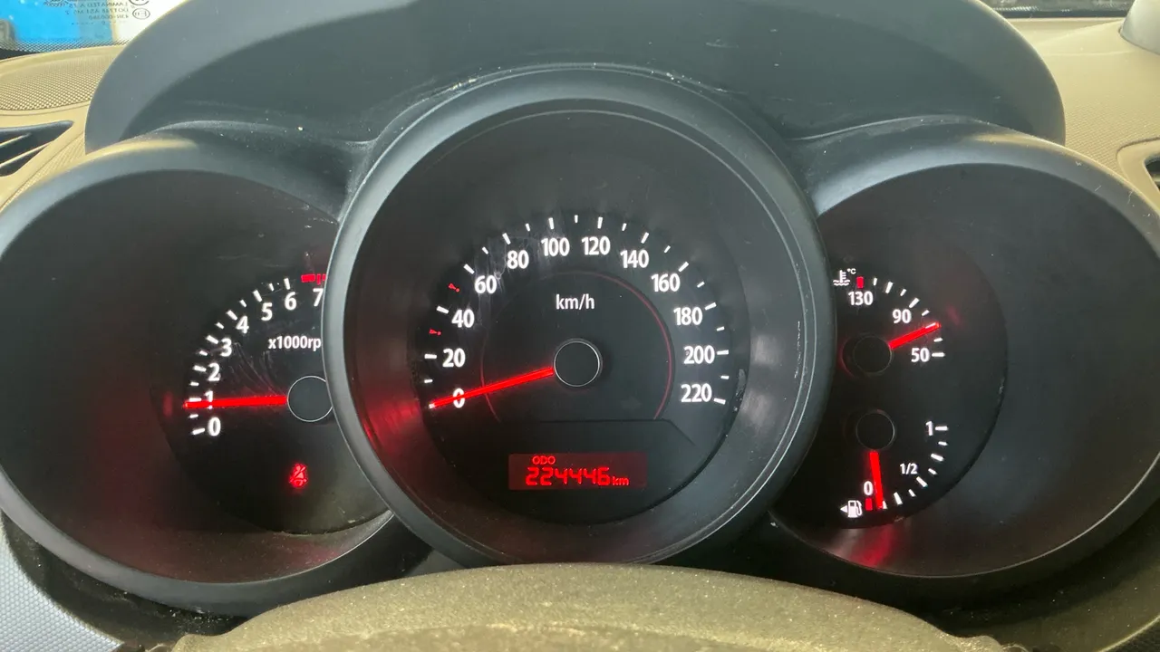 Kia Soul 1.6 DIVA 124 CV 2010 en Arganda del Rey – foto 9