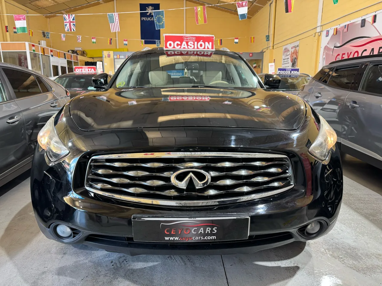 Infiniti FX 3.0D V6 S PREMIUM AWD AUTO 239CV 2010 en Arganda del Rey – foto 9