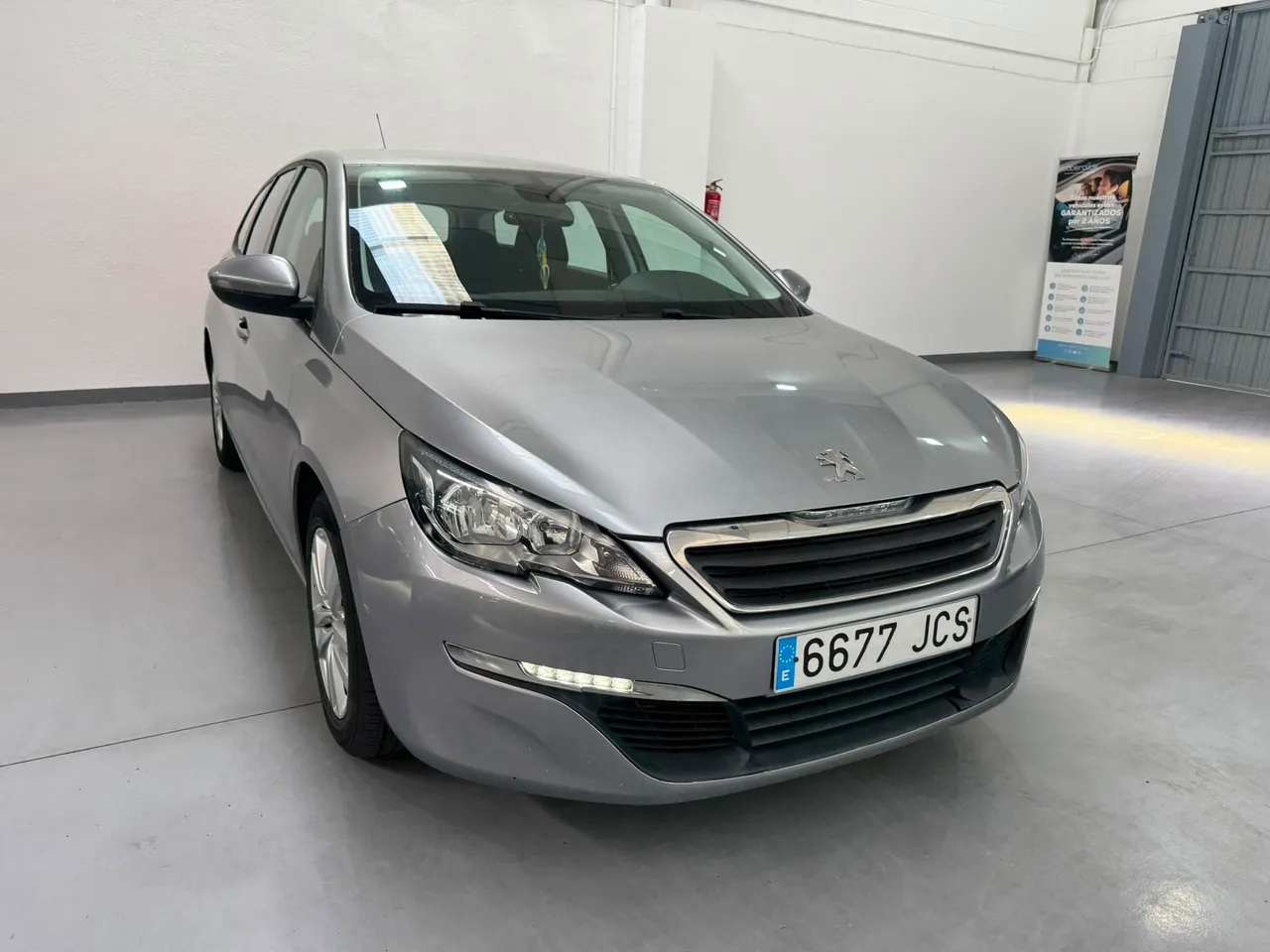Peugeot 308 SW 1.6E-HDI ACTIVE 116 CV 2015 en Arganda del Rey – foto 1