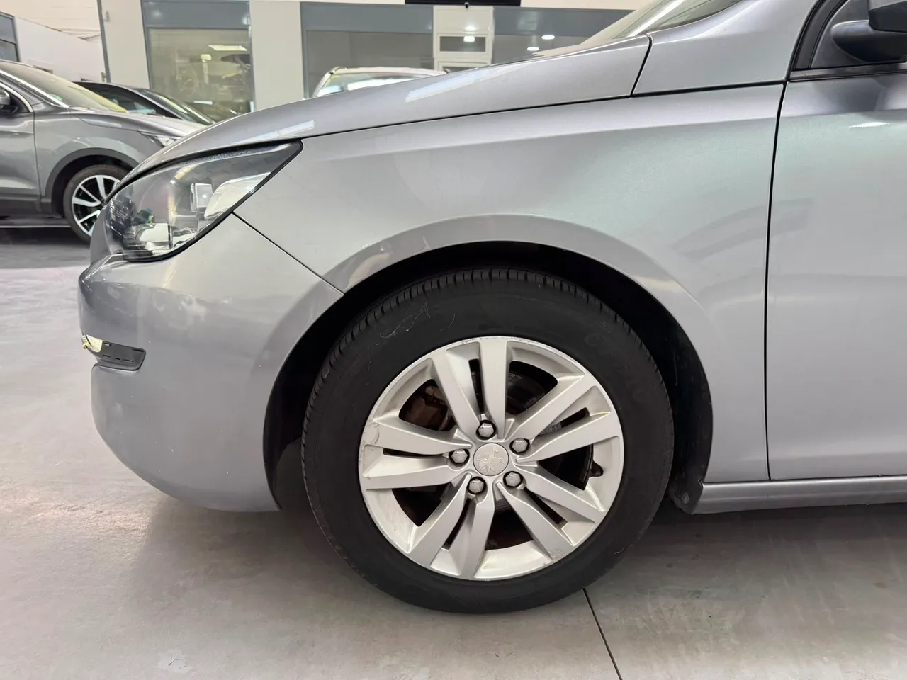 Peugeot 308 SW 1.6E-HDI ACTIVE 116 CV 2015 en Arganda del Rey – foto 13